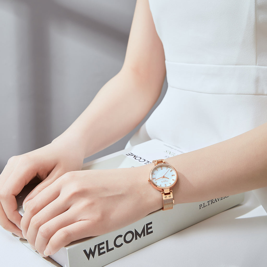 MEGIR Watches for Women Top Brand Fashion Ladies Wristwatch Waterproof Female Quartz Luxury Watch Montre Femme 7025-3