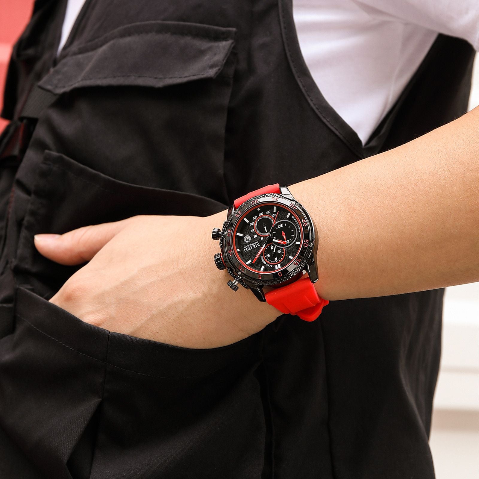 MEGIR Men's Watches Luxury Military Sport Wristwatches Waterproof Luminous Silicone Strap Quartz Chronograph Reloj Hombre 2211-4